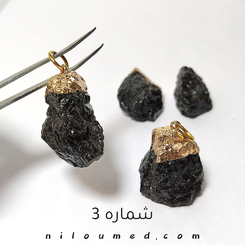 گردنبند تورمالین سیاه قدرتمندترین سنگ محافظ 