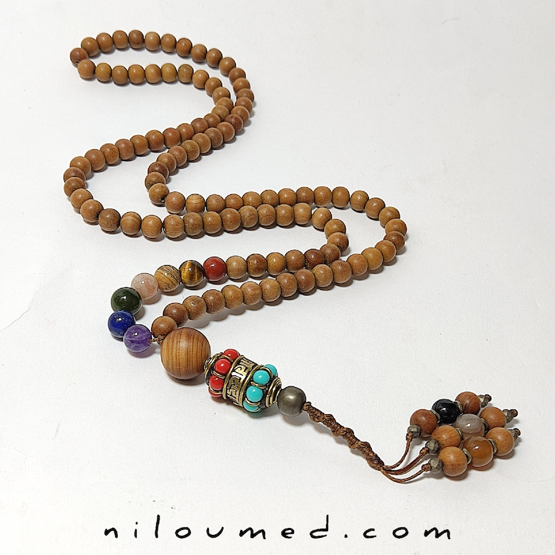 تسبیح ۱۰۸ عدی سندل و هفت چاکرا 