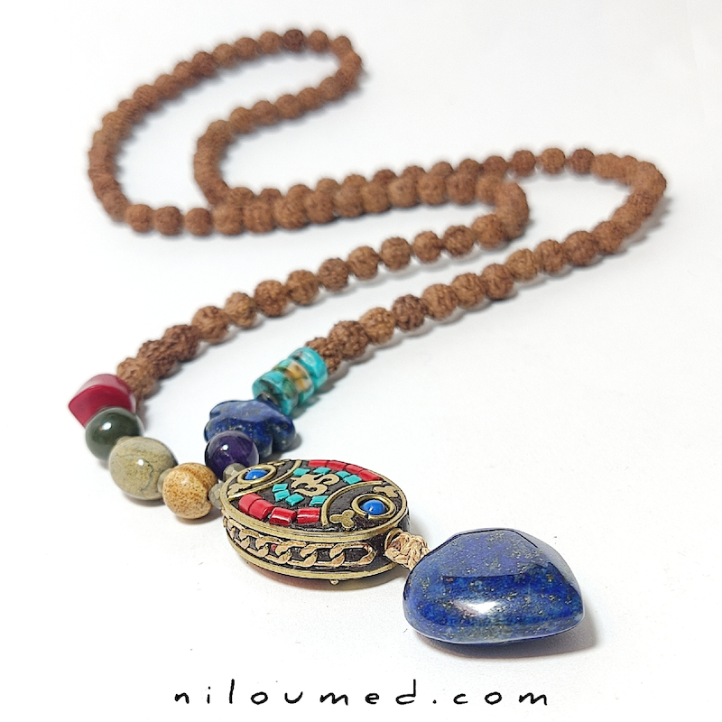 گردنبند پاکسازی چاکراها و افزایش سخنوری