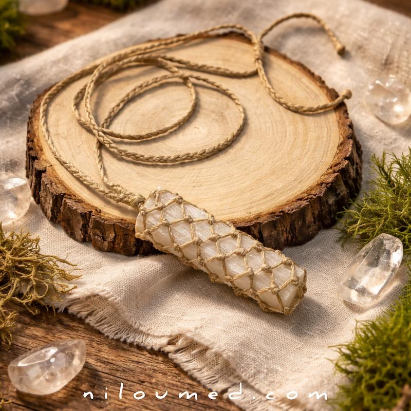 گردنبند سنگ سلنایت سنگ فرشتگان کد 128