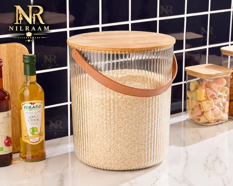 سطل برنج شیاردار ۱۲ لیتری درب چوبی لیمون کد ۲۴۵۵  