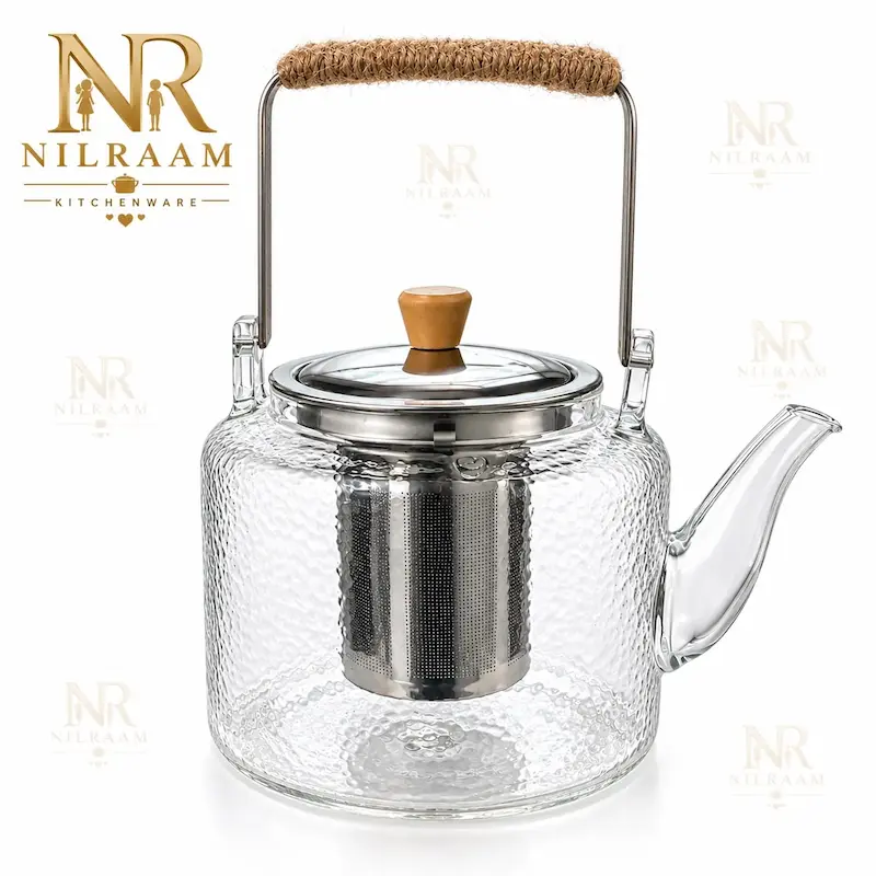قوری پیرکس شعله مستقیم ۱/۵لیتر با دسته فلزی و رویه کنفی