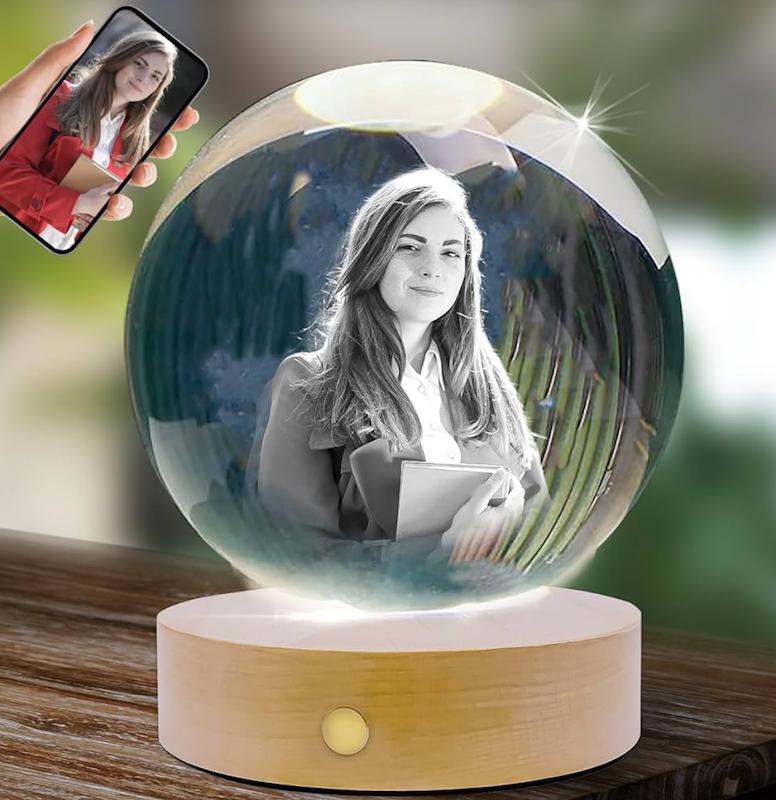 گوی کریستالی مرور خاطرات