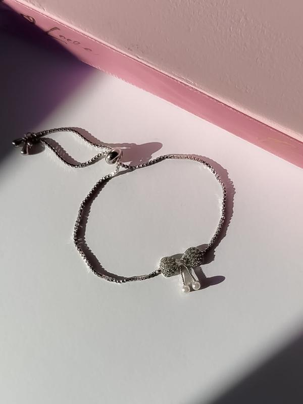 دستبند پا‌پیون آسانسوری