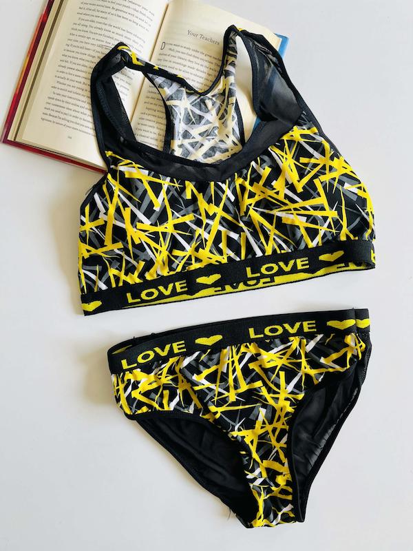 ست نیم تنه و شورت 