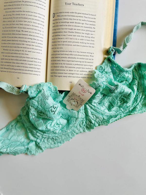 سوتین فنردار 