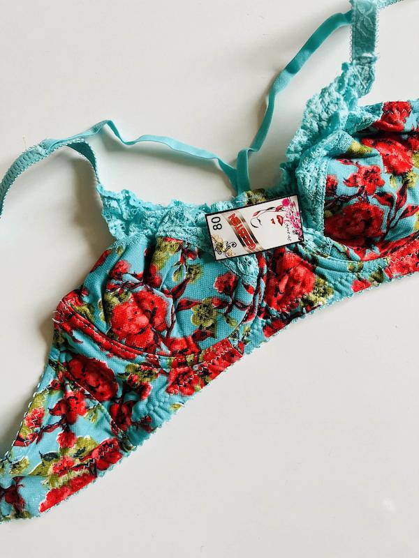 سوتین فنردار هارنسدار