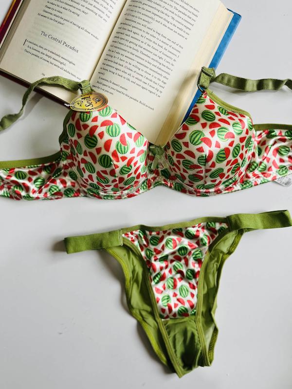 ست اسفنجی سوی