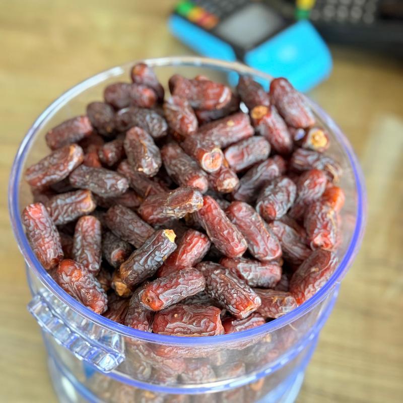 خرما پیارم دستچین