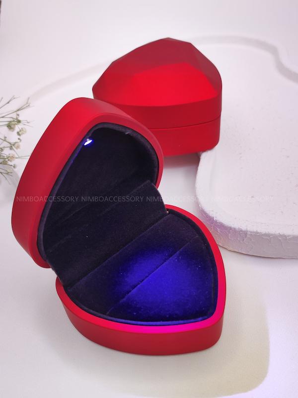 جعبه انگشتر LED دار 390