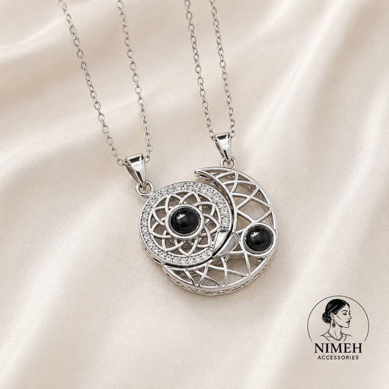     گردنبند مگنتی ماه و خورشید