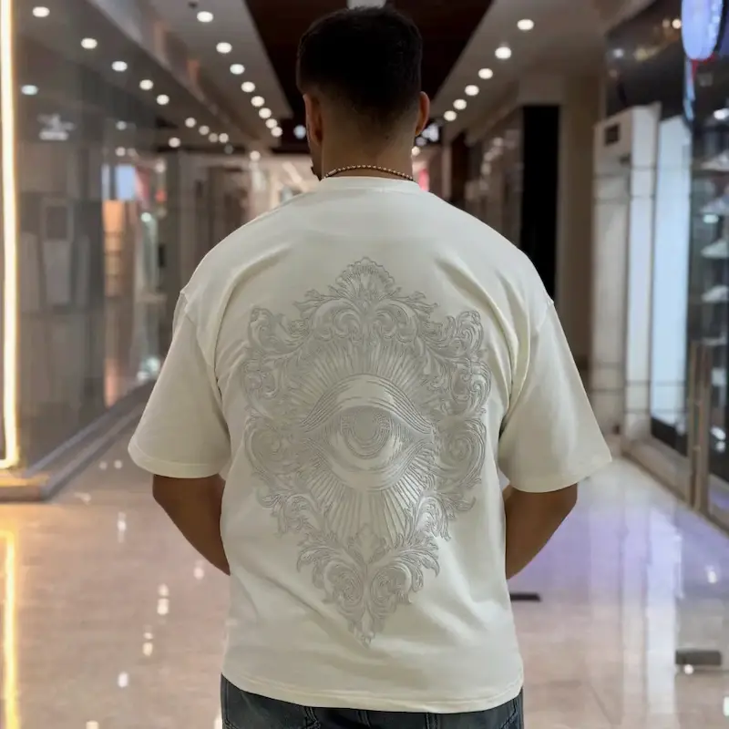 تیشرت یقه گرد چاپی پفکی برجسته چشم پولیزی سفید 171