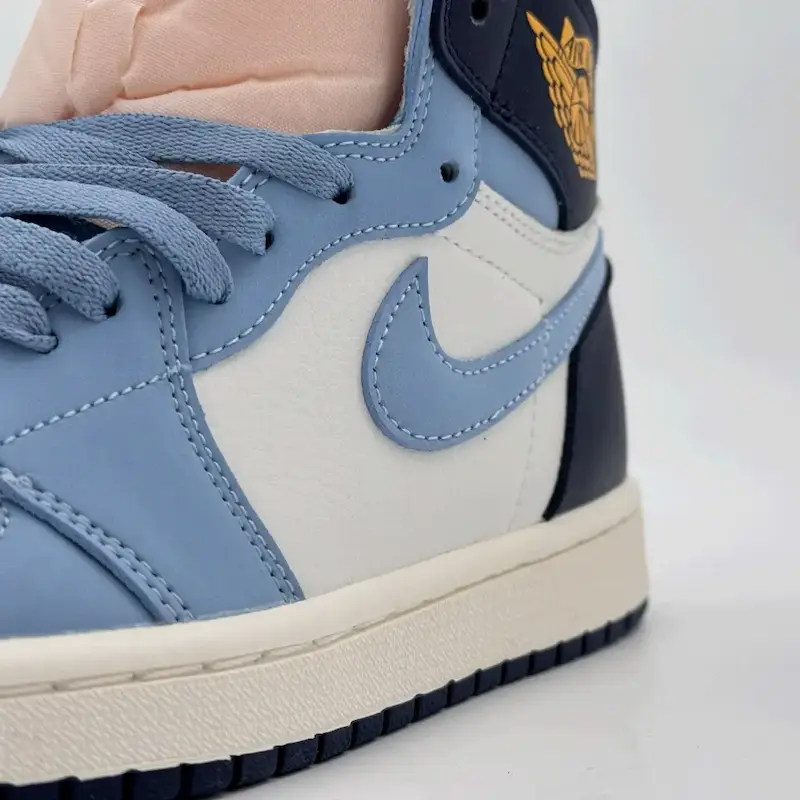 کفش نایک ایر جردن وان ساقدار فرست این فلایت NIKE AIR JORDAN 1 HIGH FIRST IN FLIGHT کد 228