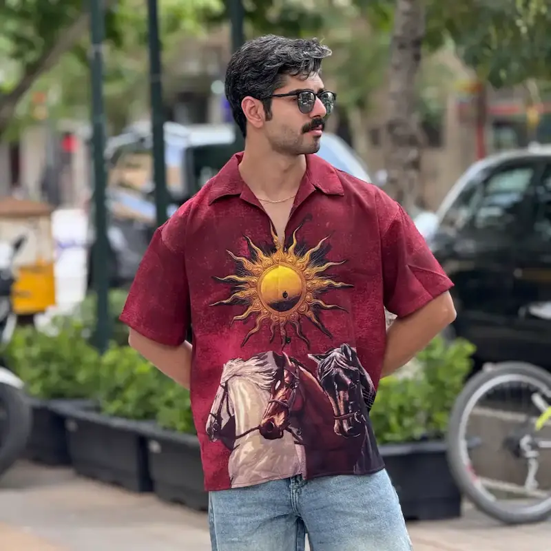 پیراهن طرح Sun Horse برند تومارو Tomorrow رنگ قرمز 310