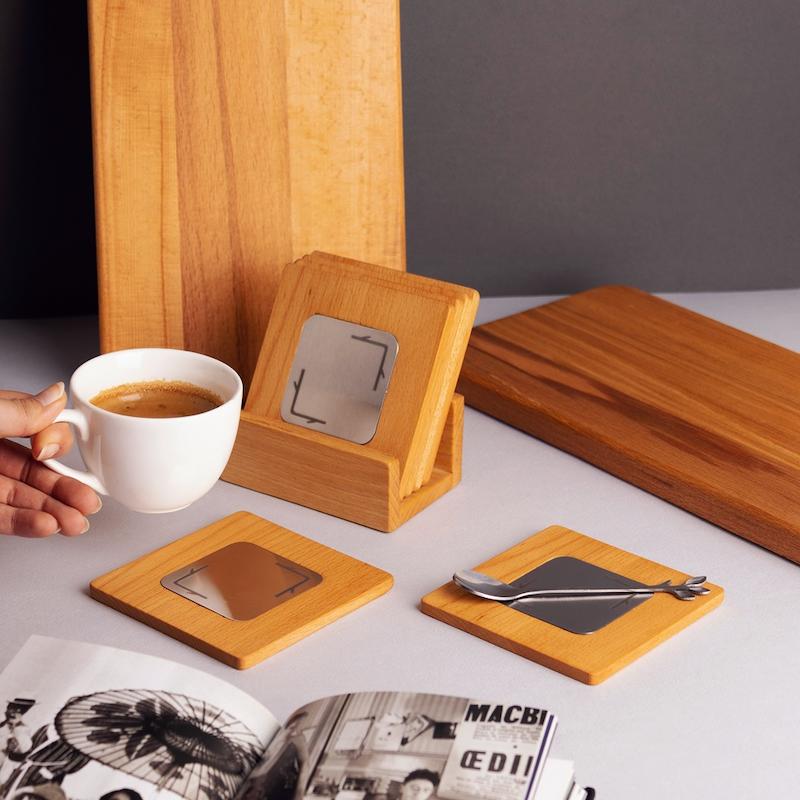 زیر لیوانی استیل دار