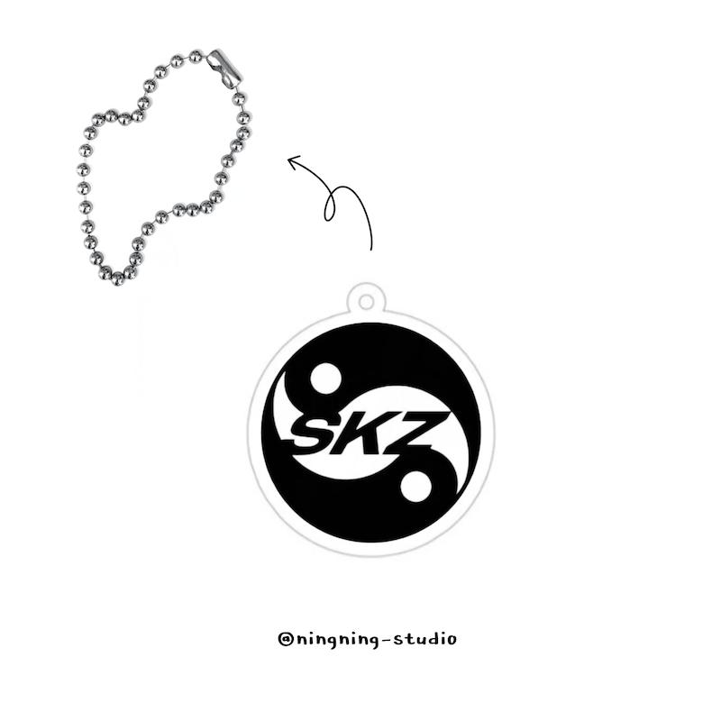 آویز SKZ از استری کیدز 