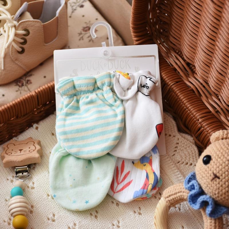 ست 4تایی دستکش نوزادی