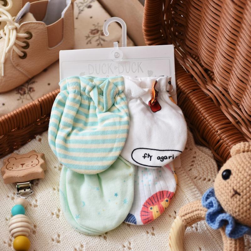 ست 4تایی دستکش نوزادی