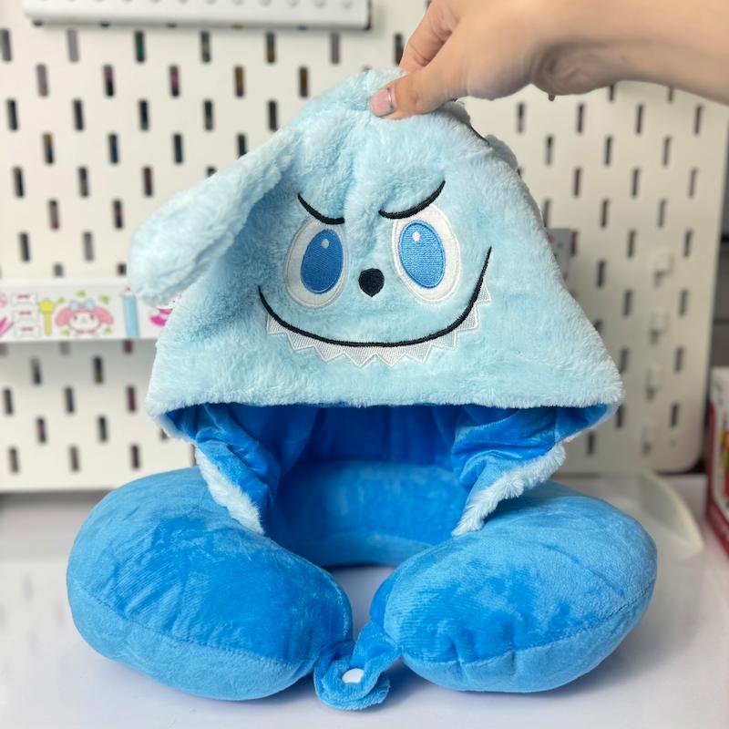 بالشت گردنی همراه با کلاه (لبوبو آبی )