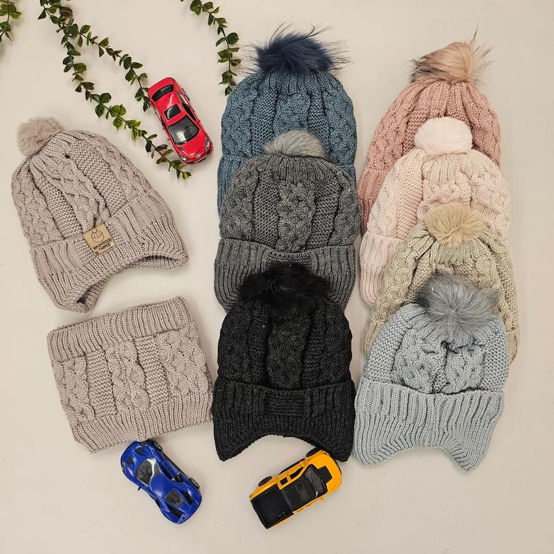 شال و کلاه داخل خزدار