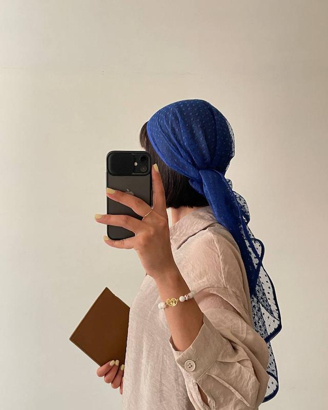 اسکارف آبی کاربنی Attractive Net