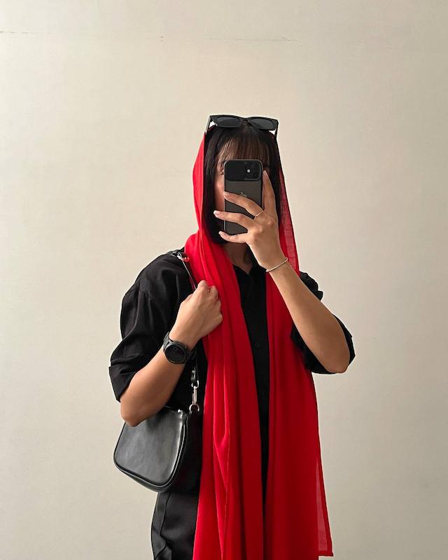 شال بیسیک قرمز