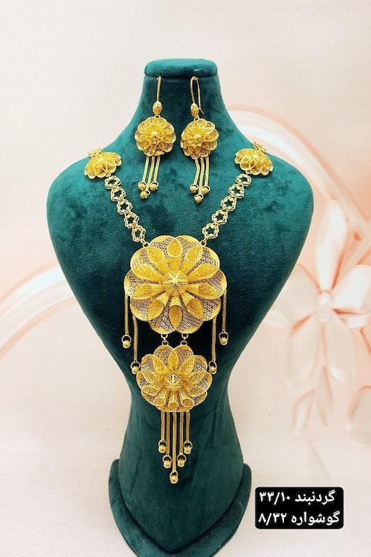 گردنبند نقره اویز نمادار طرح گل