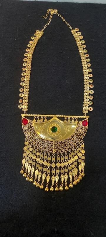 گردنبندماهک نقره روکش اب طلا 24