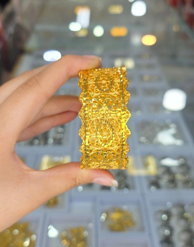 دستبند بحرینی نقره پیچی ابکاری طلا