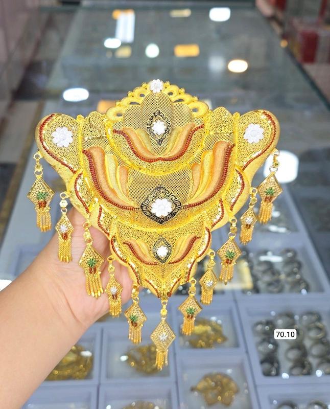 سنجاق سینه نقره روکش اب طلا