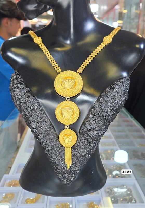گردنبند نقره نمادار بلند