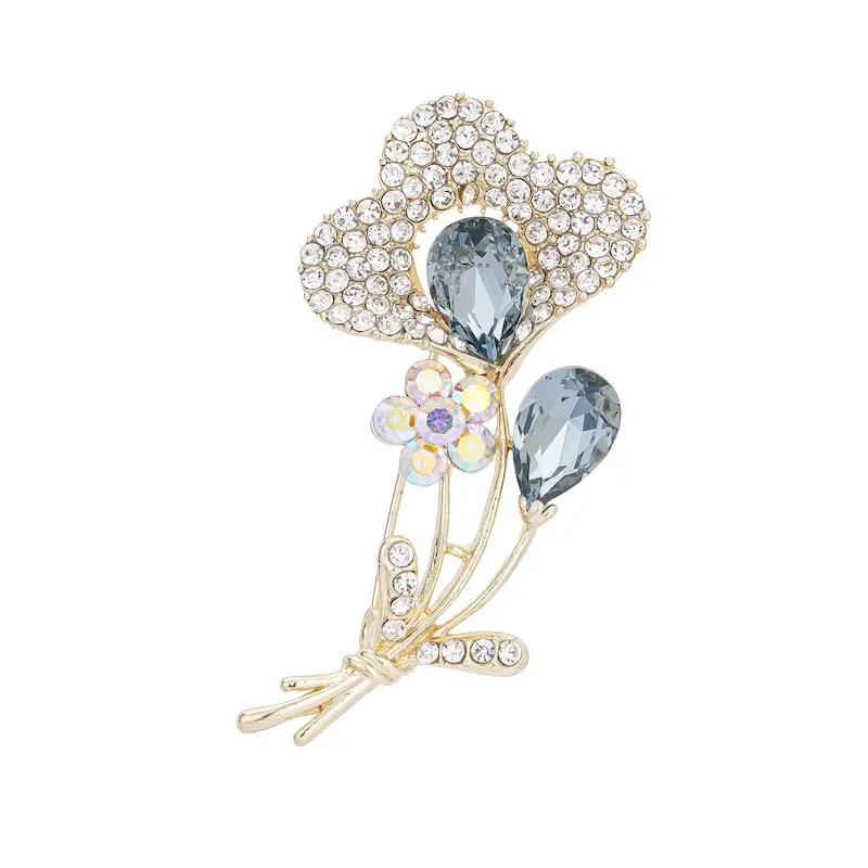 گل سینه, بروچ زنانه, نقرینه, گل سینه مجلسی, نگین آبی, اکسسوری زنانه, استایل رسمی, هدیه زنانه, بروچ کریستالی, استایل لوکس