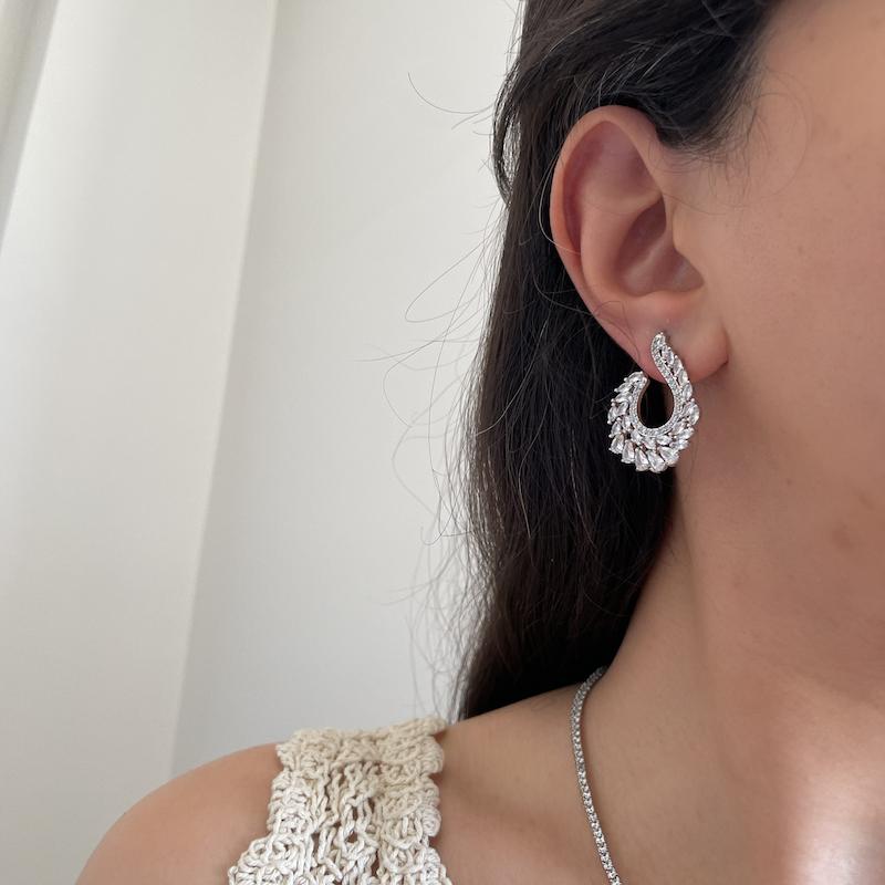 گوشواره جواهری اشکی