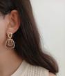 گوشواره مینیمال قهوه ای