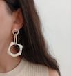 گوشواره دفرمه کرم قهوه ای