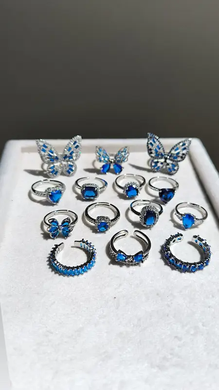 انگشترای آبی💙