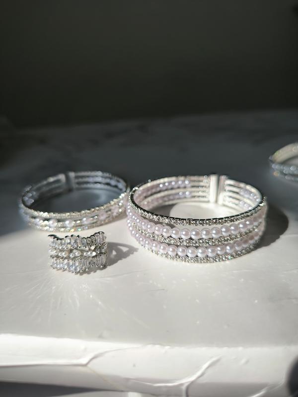 بنگل ۳ردیف مروارید🤍🥹