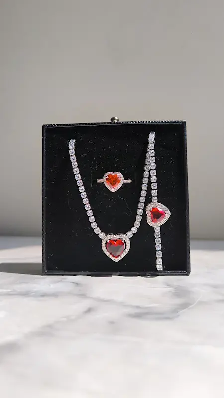 دستبند قلب قرمز❤️