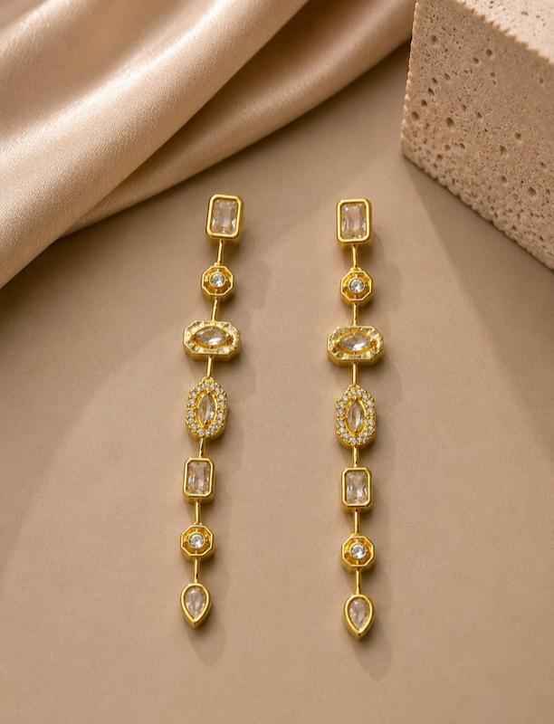 گوشواره آویز نگین دار