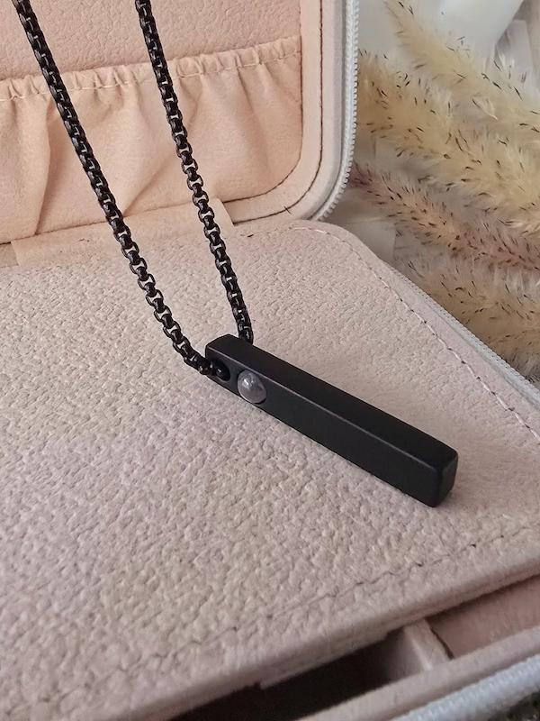 مکعب عشق ۱۰۰ زبانه