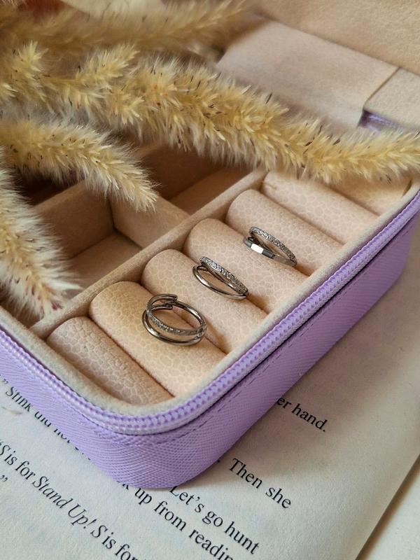 پیرسینگ گوش حلقه ای