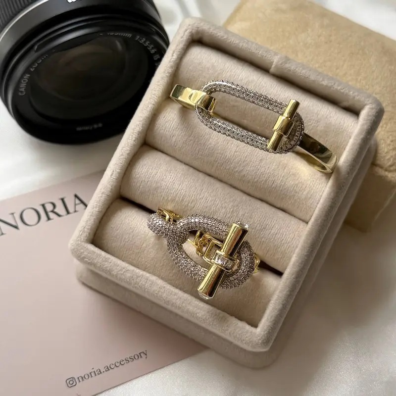 بنگل و انگشتر هرمس