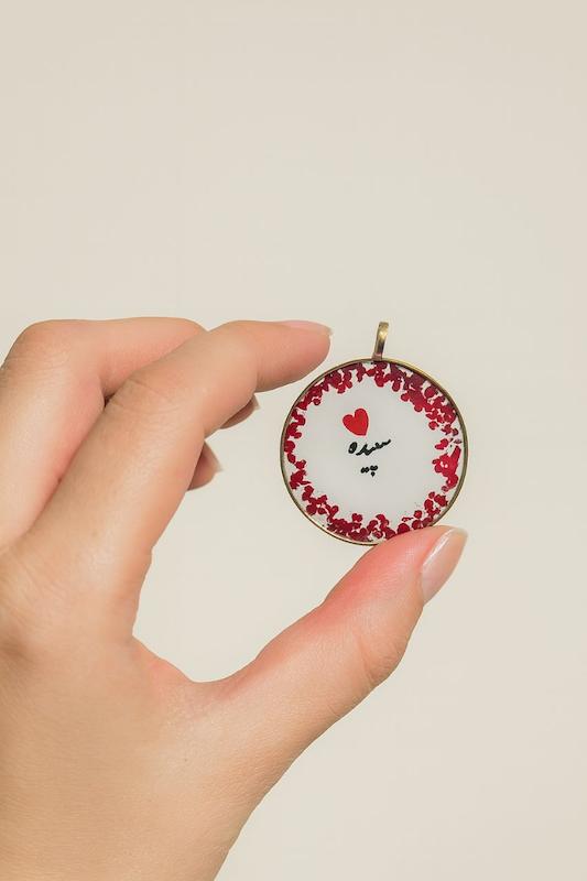 گردنبند گل طبیعی با اسم