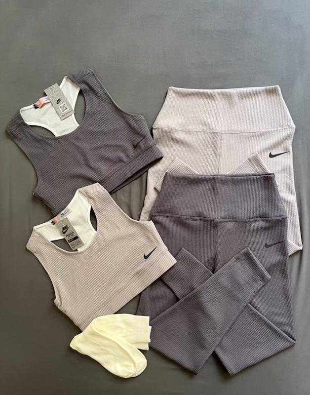 ست نیمتنه و لگ