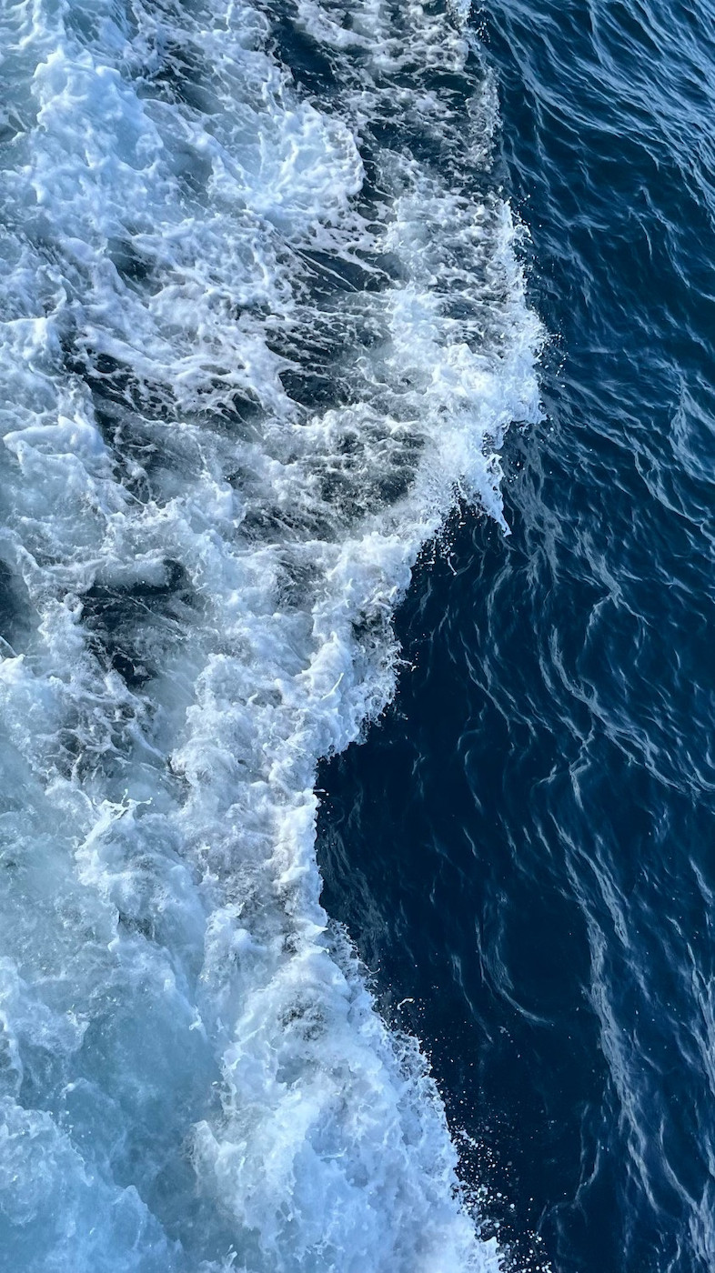  Dive into the art of less