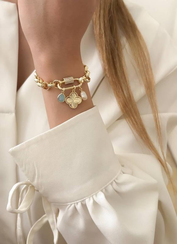 دستبند آویز ونکلیف و مروارید