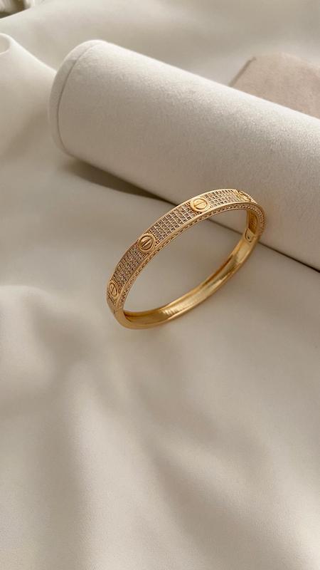 دستبند النگویی لاو کارتیه داخل نگین دار