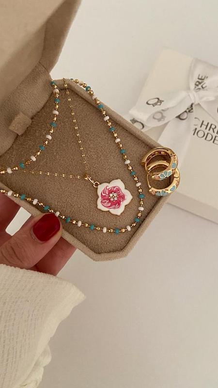 گردنبند فلاور پینک