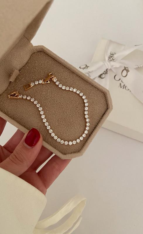 دستبند تنیسی طلایی