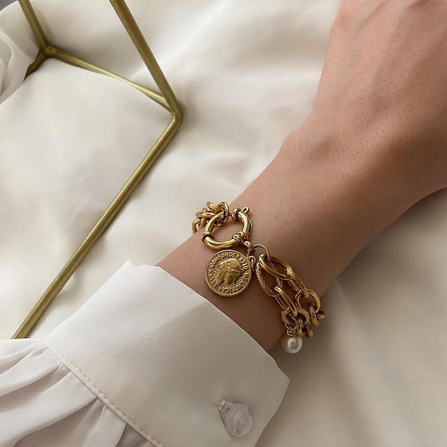 دستبند Golden